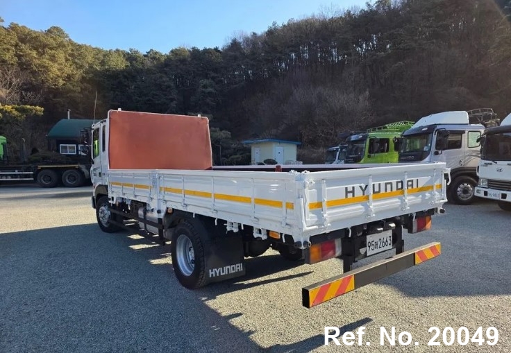  Hyundai / Mega Trucks Stock No. 20049